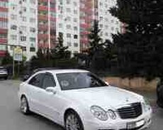 Mercedes E 220, 2003 il