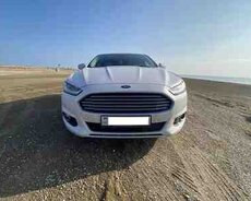 Ford Fusion, 2015 il