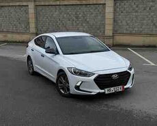 Hyundai Elantra, 2017 il