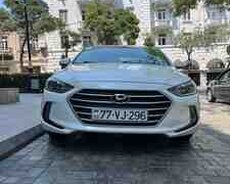 Hyundai Elantra, 2017 il