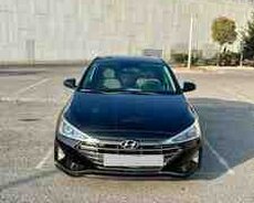 Hyundai Elantra, 2018 il