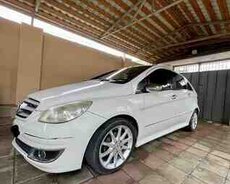 Mercedes B 170, 2008 il