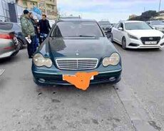 Mercedes C 220, 2000 il