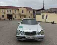 Mercedes E 270, 2001 il