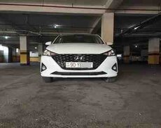 Hyundai Accent, 2021 il