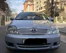 Toyota Corolla, 2004 il