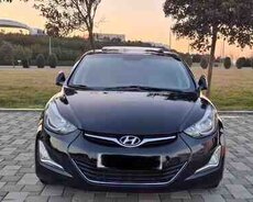 Hyundai Elantra, 2015 il