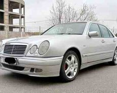 Mercedes E 240, 1999 il