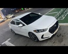 Hyundai Elantra, 2017 il