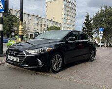 Hyundai Elantra, 2018 il