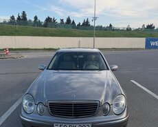 Mercedes E320, 2003 il