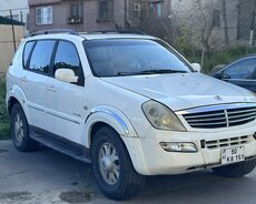 Ssang Yong Rexton, 2004 il