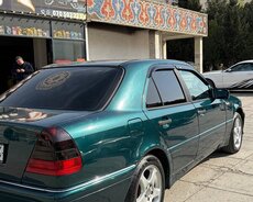 Mercedes 200, 1996 il