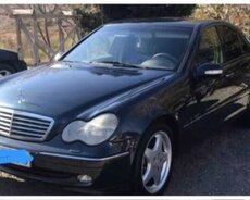 Mercedes C200, 2001 il