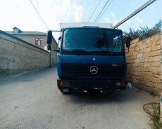 Mercedes 814, 1997 il