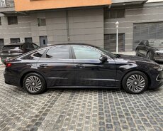 Hyundai Sonata, 2023 il