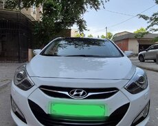 Hyundai İ40, 2012 il