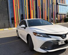 Toyota Camry, 2021 il