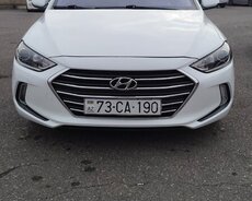 Hyundai Elantra, 2017 il