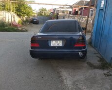 Mercedes Mercedes, 1994 il