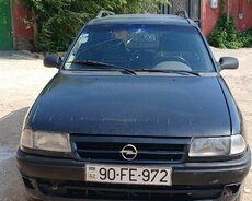 Opel Astra, 1996 il