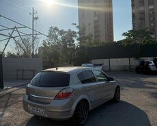Opel Astra, 2005 il