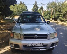 Nissan Pathfinder, 2001 il