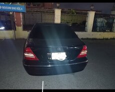 Mercedes W23, 2001 il