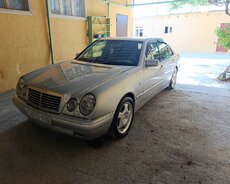 Mercedes E 240, 1998 il