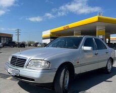 Mercedes C200, 1995 il