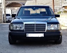 Mercedes E 250, 1990 il