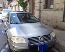 Volkswagen Passat, 2002 il