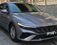 Hyundai Hyundai Elantra, 2024 il