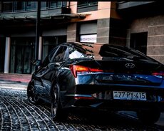 Hyundai Elantra, 2025 il
