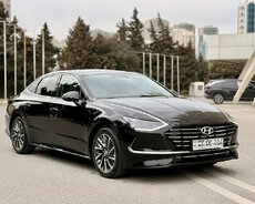Hyundai Sonata, 2022 il