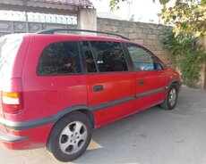 Opel Zafira, 2001 il