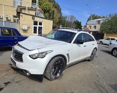 Infiniti Fx35, 2011 il