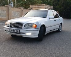 Mercedes 230, 1997 il