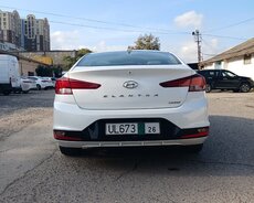 Hyundai Elantra, 2020 il