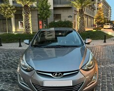 Hyundai Elantra, 2015 il