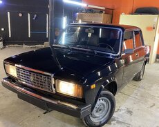 LADA (VAZ) 2107, 2011 il